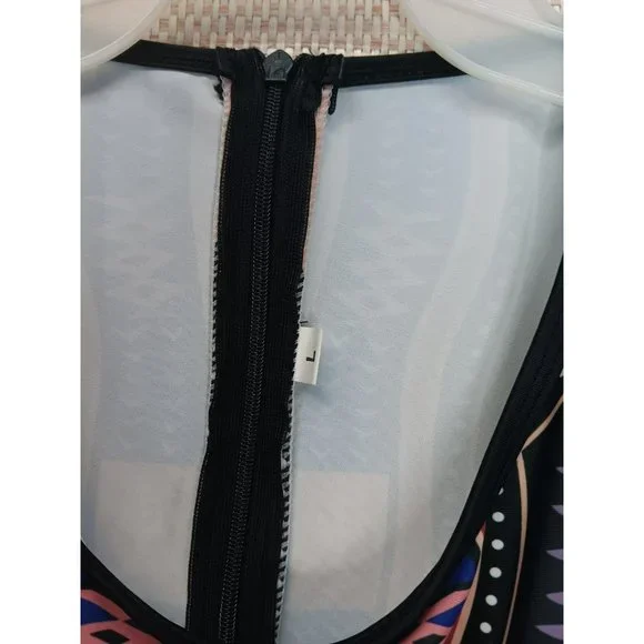 One piece Dashiki printed Bathing Suit with cut out details Size Large - Picture 8 of 8